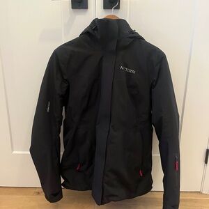 Arc'teryx Women’s Andessa Down Insulated + Gore-Tex Jacket - Size L Reg. $1,300